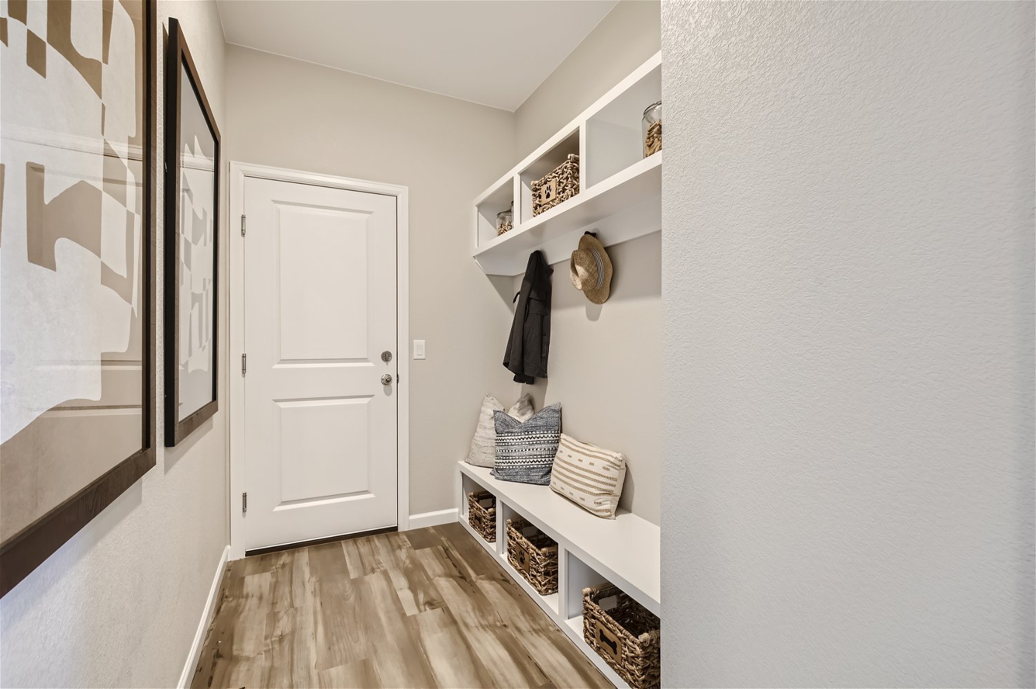 A warm and welcoming mudroom