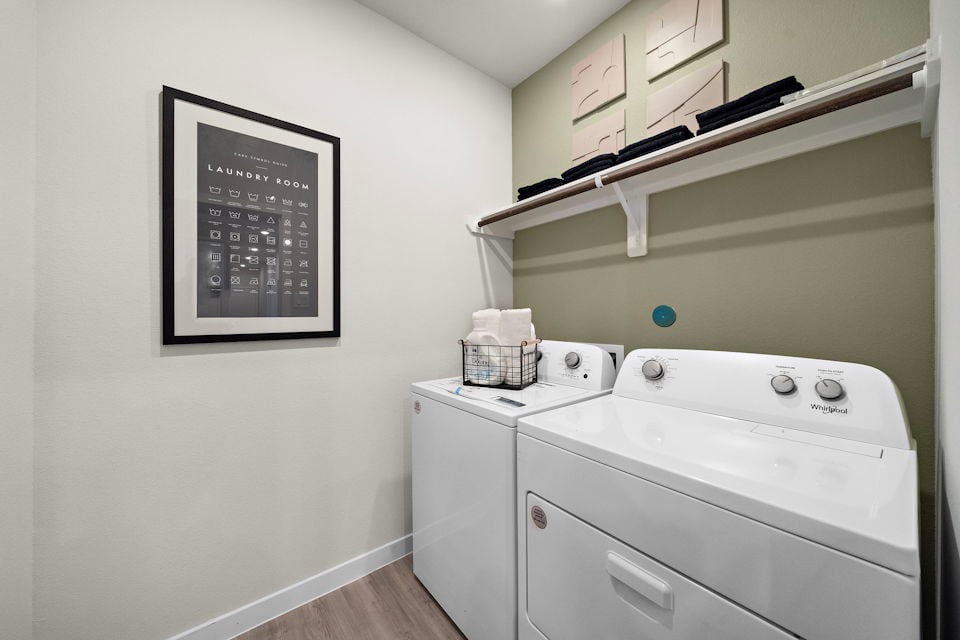 21-web-or-mls-maple heights model 1-73 laundry room